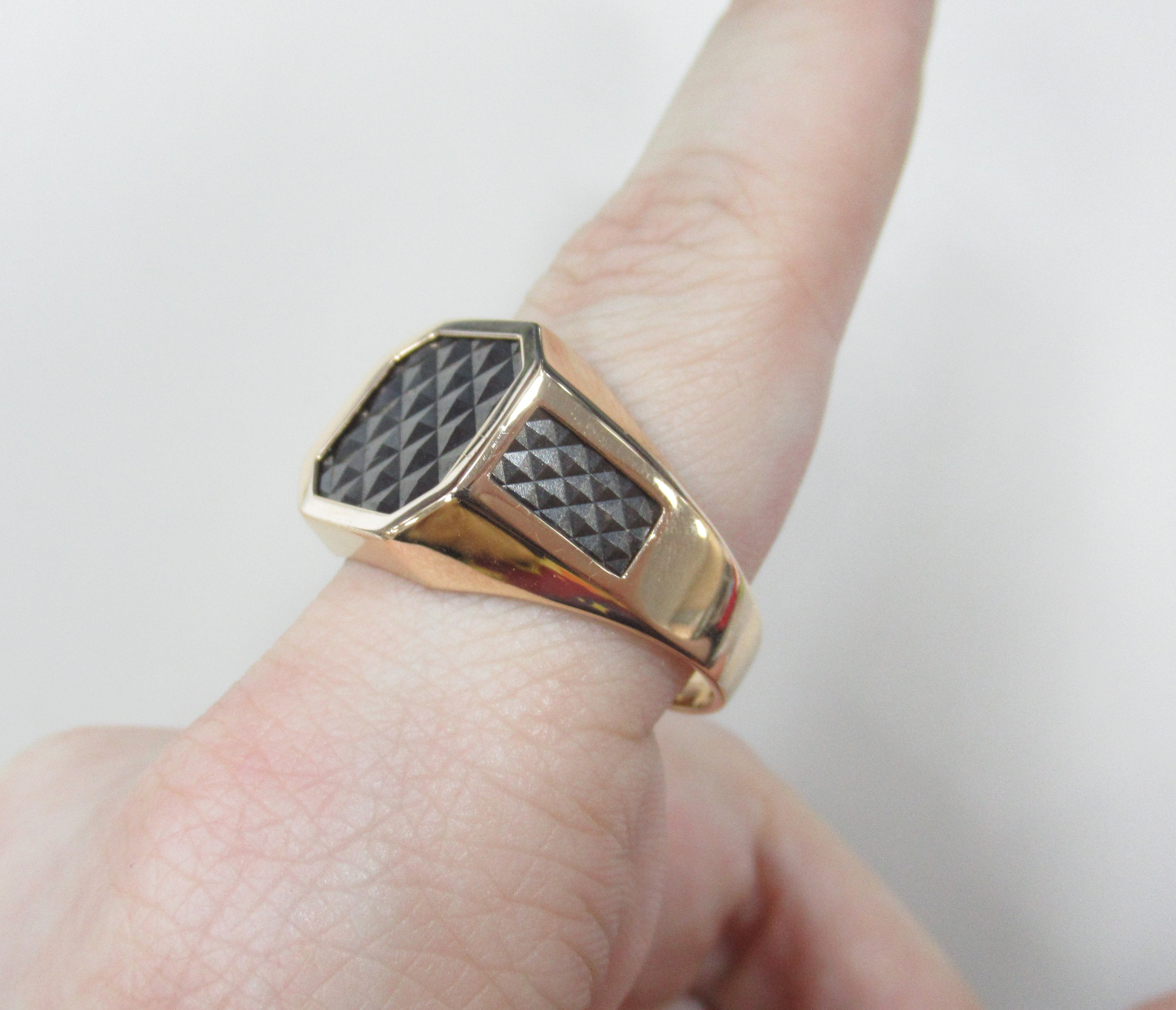 Кольцо из золота